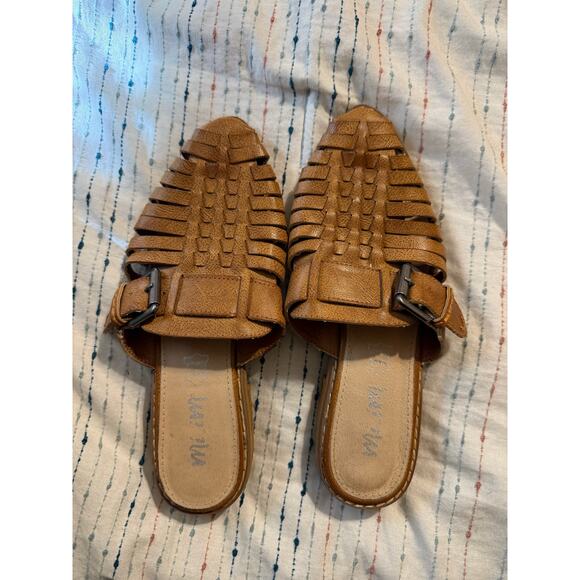 Mi.iM Eleanor Womens 6 Leather Sandals Closed Toe Thick Stitching Boho - Picture 1 of 3